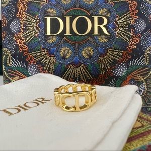 dior DANSEUSE ÉTOILE RING, size 6, in Gold
